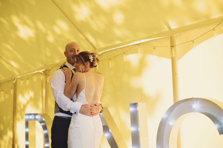 Emma & Richard ♡ The White Hart Inn Wedding, Derbyshire