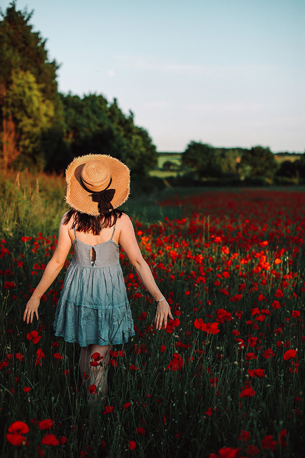 Poppy Field ♡ Photographing The Seasons | Part 3 18 Rach Poppy 4